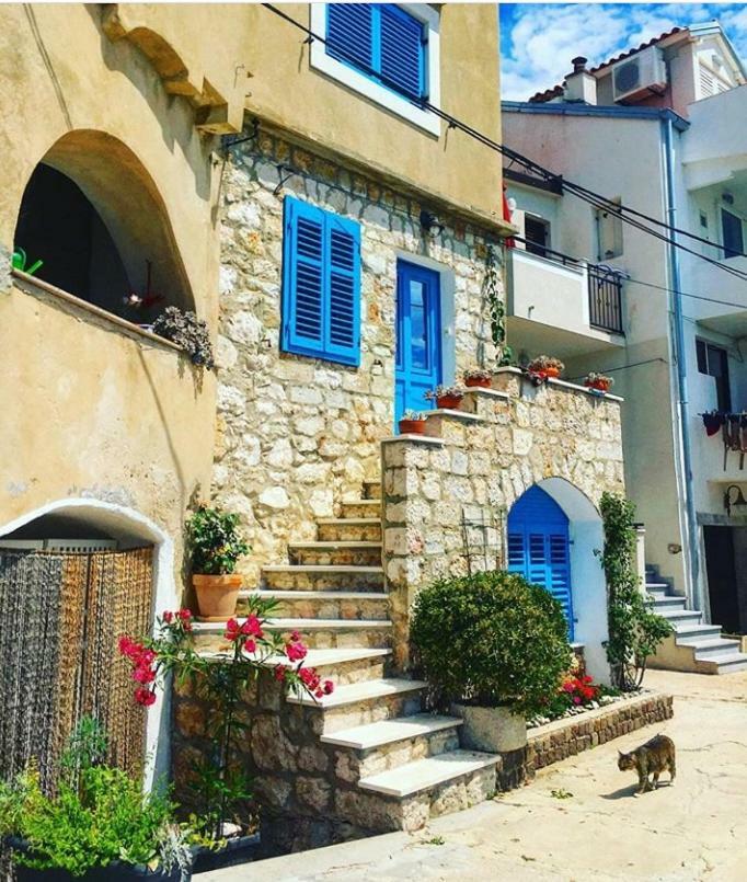 Apartments Lighthouse Baska  Bagian luar foto