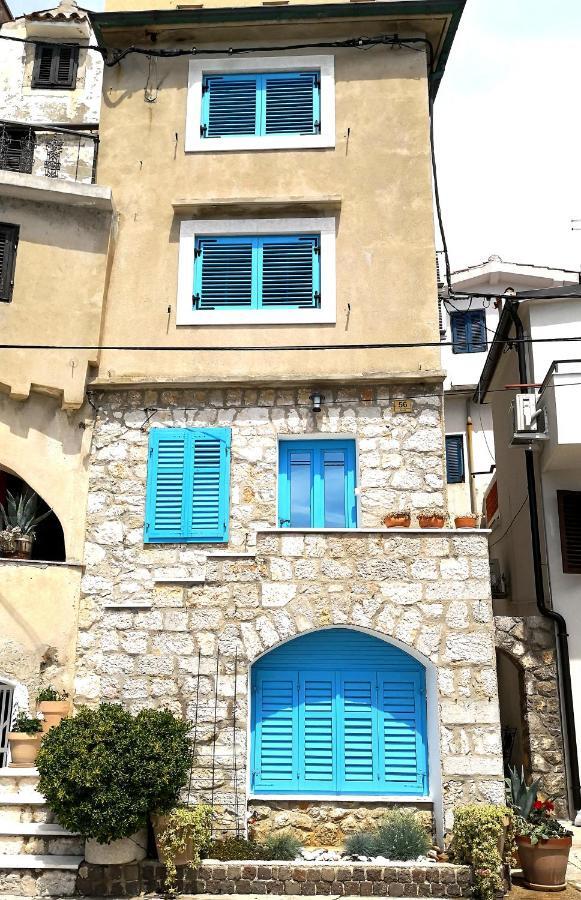 Apartments Lighthouse Baska  Bagian luar foto